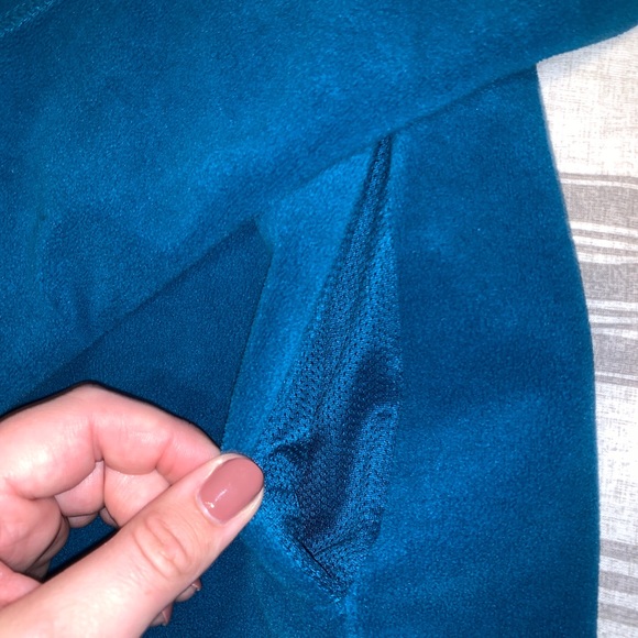 Nike quarter zip pullover!! - Picture 4 of 4